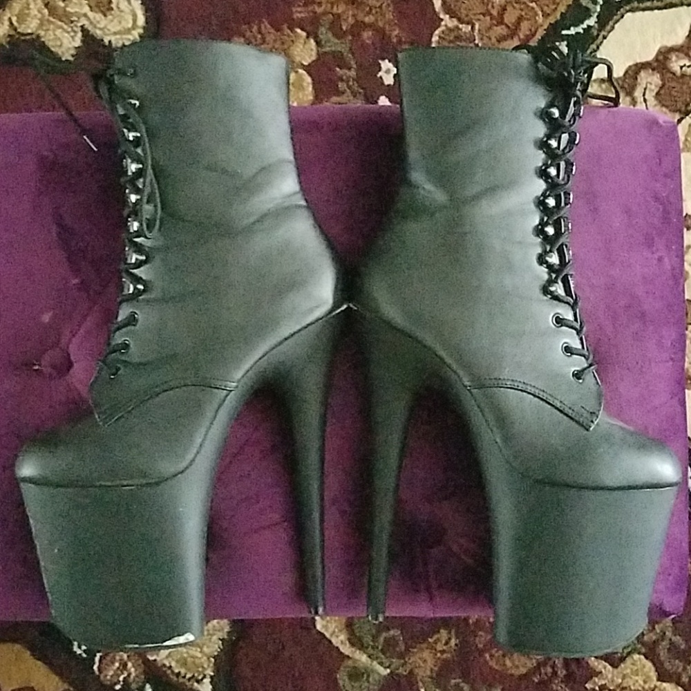 Pleaser Flamingo 1020 boots